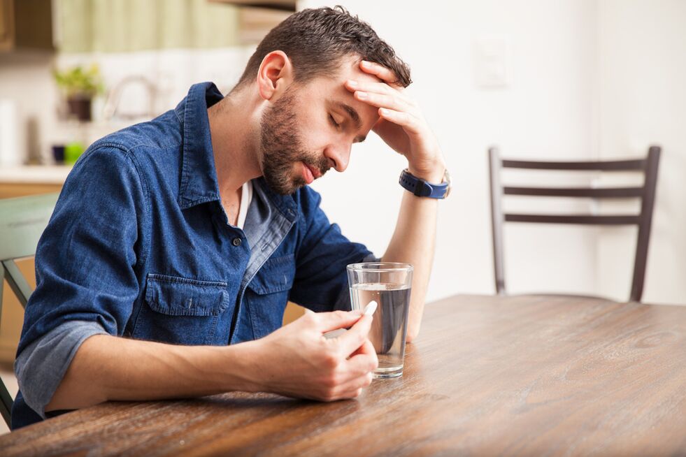 Anti -inflammatory drugs and non -esteroids for the treatment of prostatitis in a man